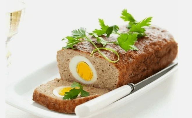 Un rollo de carne con un huevo en la dieta de Ducan