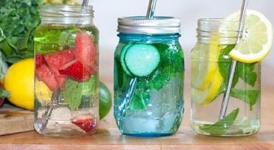 Menú de dieta de muestra para bebidas durante 7 días.